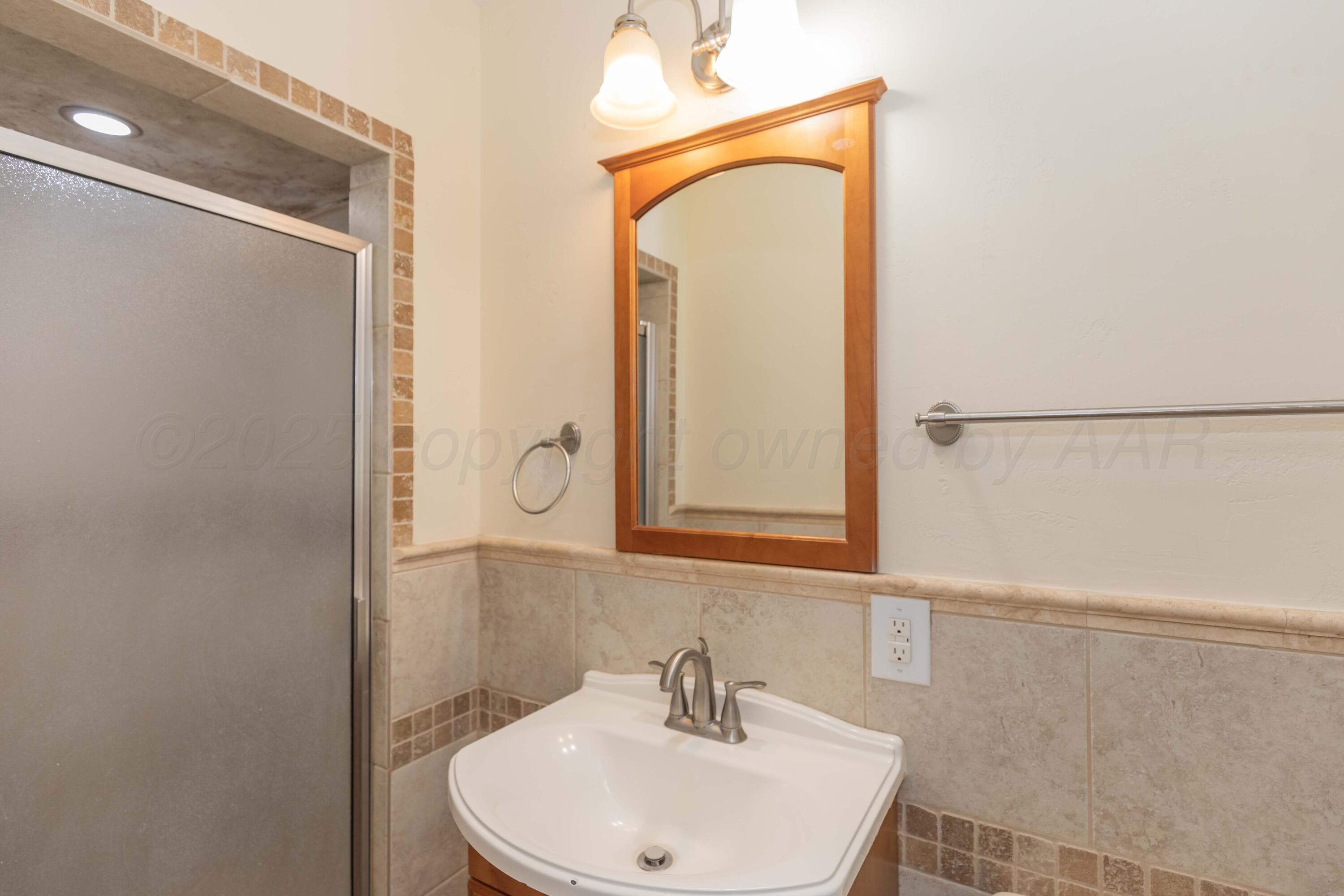 Address upon request, photo 54