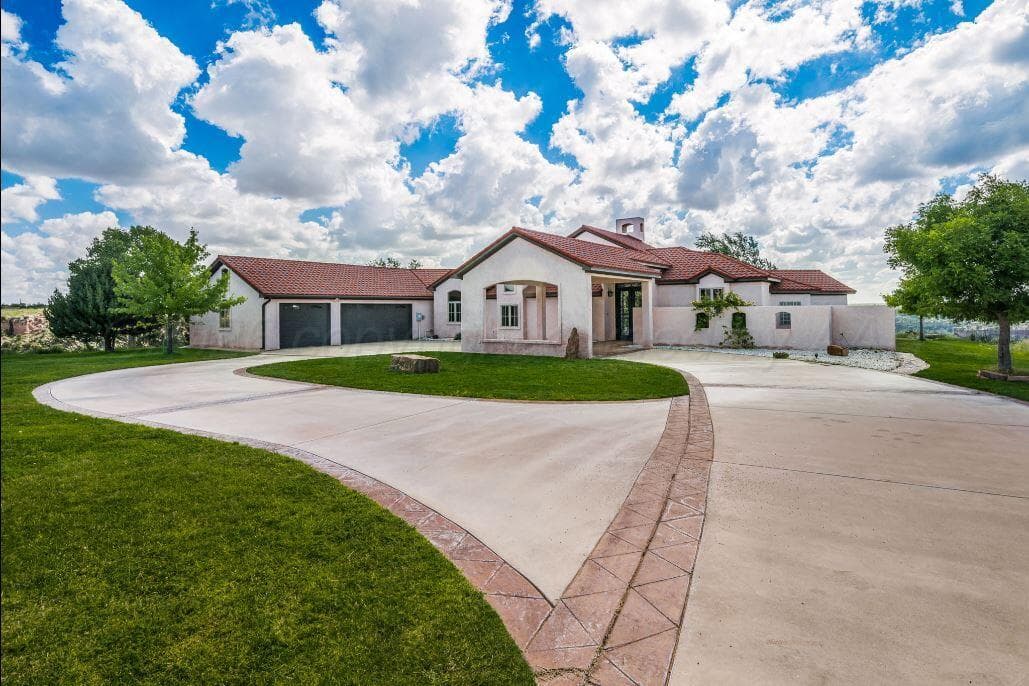 7950 E Lake View Road, Amarillo, TX 79118