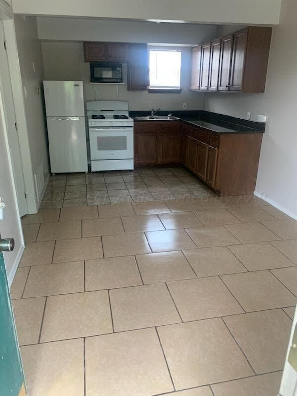 1031 N SUMNER Street, Pampa, TX 79065-4634, photo 10