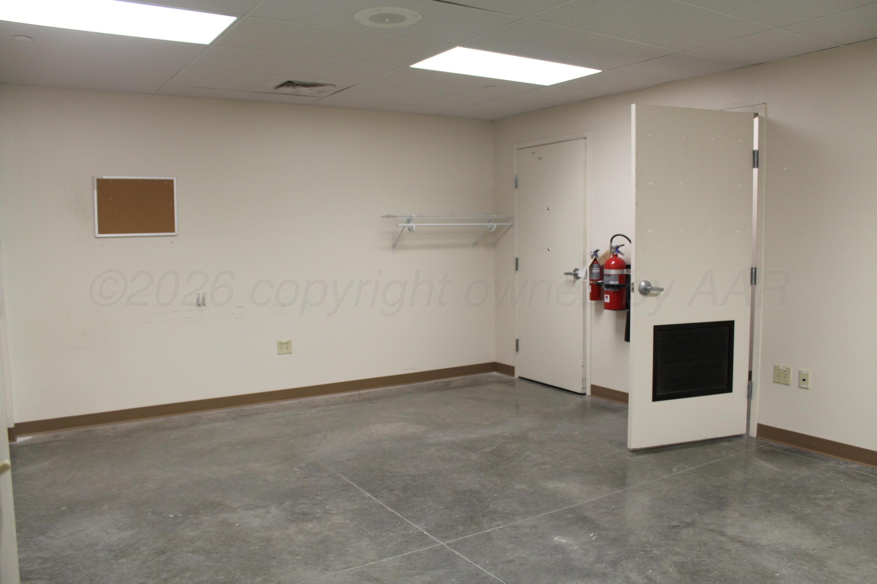 908 NW 6th Street, Tulia, TX 79088, photo 31