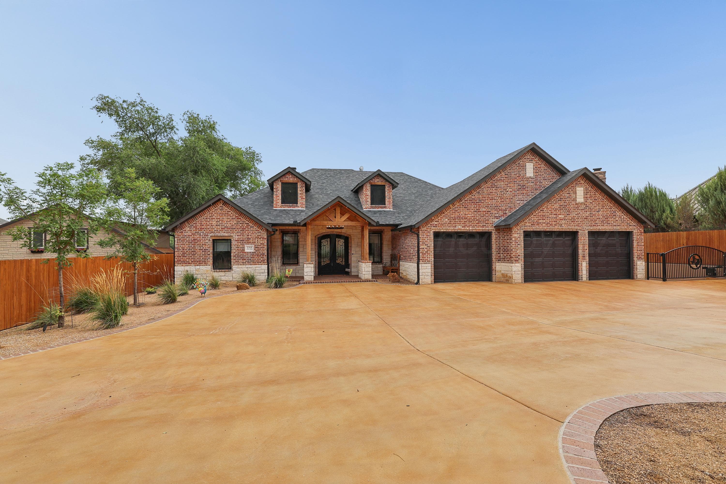 233 LISA Lane, Amarillo, TX 79118-8021, photo 2