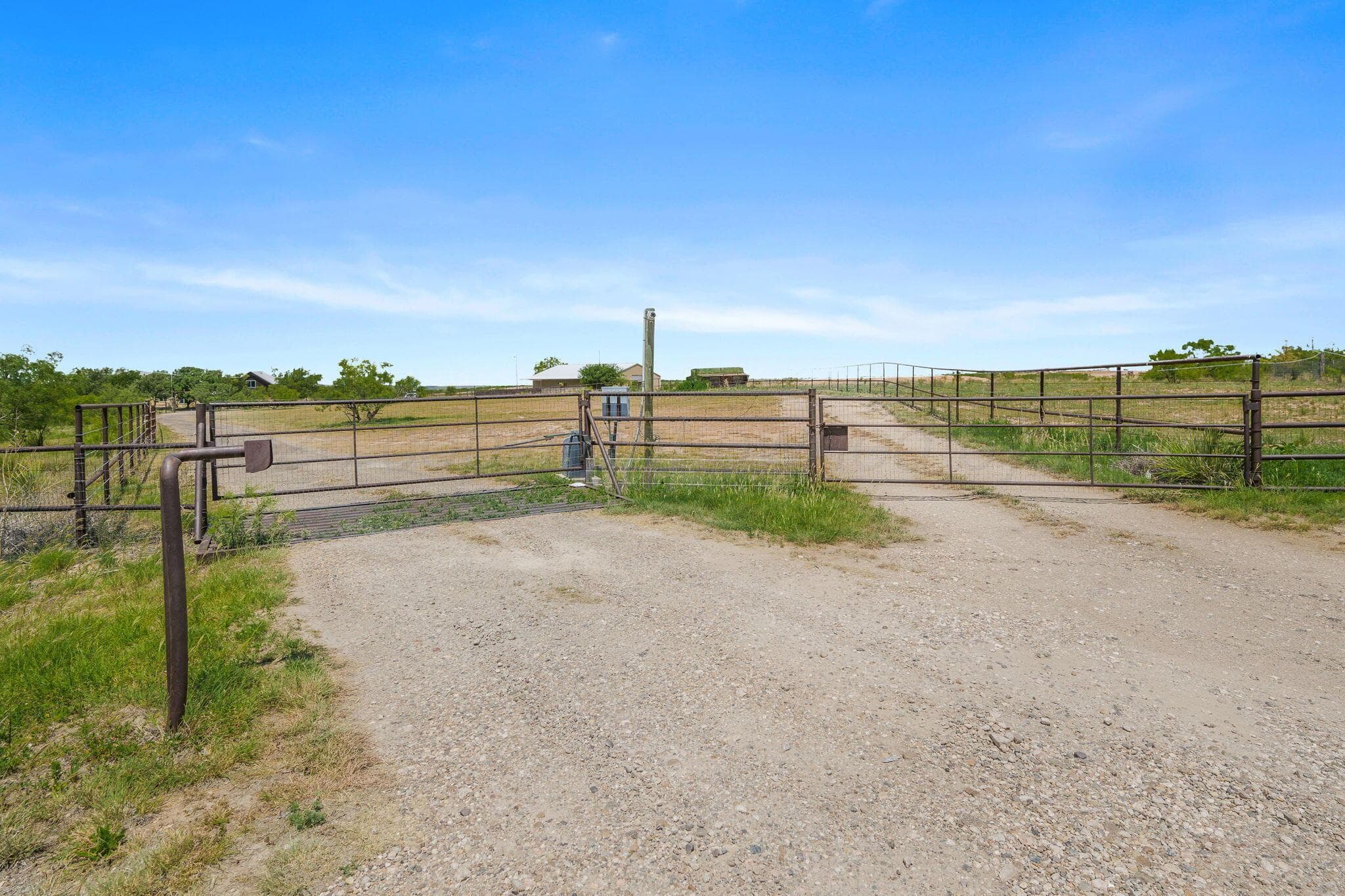 3001 Hester Road, Amarillo, TX 79124-7939, photo 2