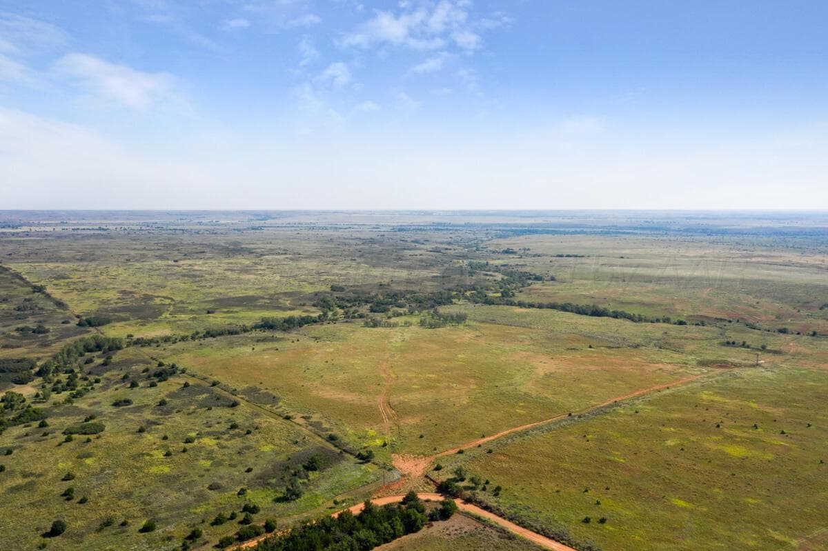 Bar T Ranch, Shamrock, TX 79079, photo 2